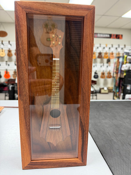 Pops KoAloha Masterpiece Mini Sceptre Ukulele w/Display Case - UkeSA