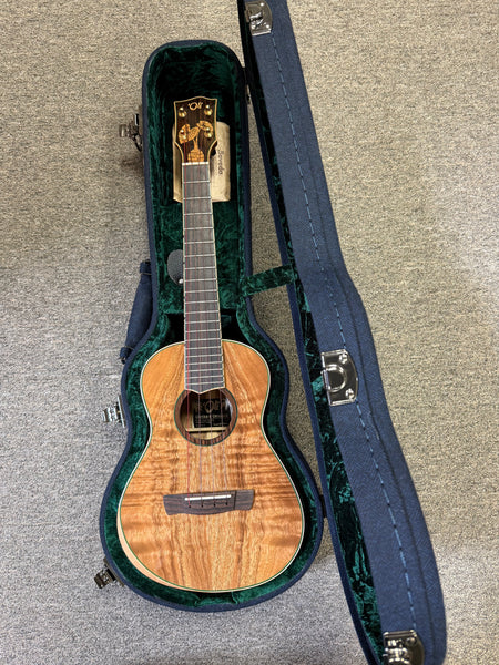 Oli X2-TA-KALO Solid Acacia Tenor Ukulele w/Case - Pre Loved