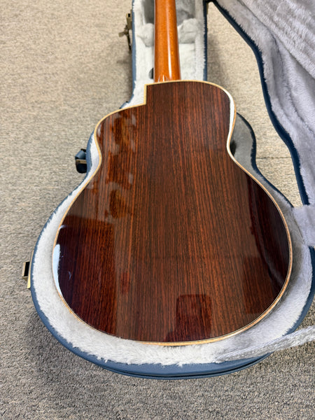 aNueNue Black Whale Solid Cedar/Maple/Rosewood Tenor Ukulele w/Case