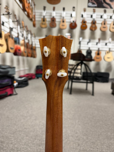 Rebel Creme Brulee Solid Mango Soprano Ukulele w/Case - Rebel Mango Slim Soprano