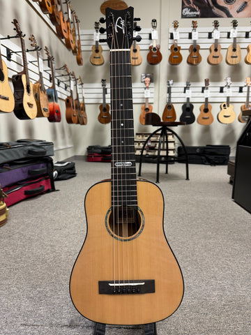 Romero Creations Daniel Ho 6 String Solid Spruce/Phoenix