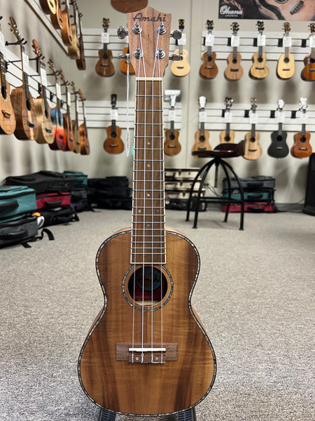 AMAHI UK660C Concert Ukulele w/Case - Koa Wood - UK-660C