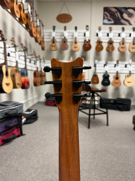 Romero Creations Daniel Ho 6 String Solid Spruce/Phoenix Dreadnought Steel String Baritone Ukulele/Guitar w/Case - RC-DH6DS-SP