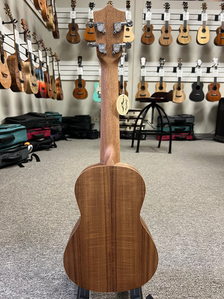 AMAHI UK660C Concert Ukulele w/Case - Koa Wood - UK-660C