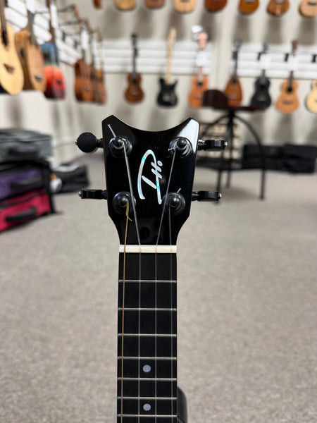 Romero Creations Solid Spalted Mango XS Soprano Ukulele w/Case #2 - Ultimate Travel Uke RC-XSMG