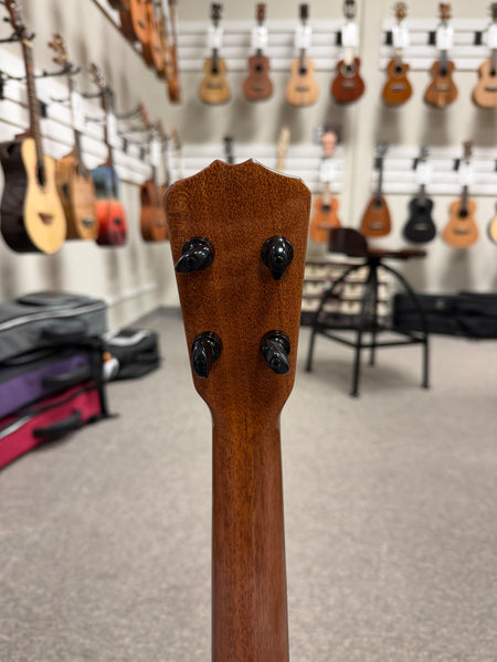 Romero Creations Solid Cedar/Rosewood Signature Replica Tenor Ukulele w/Case - RC-R-CRW