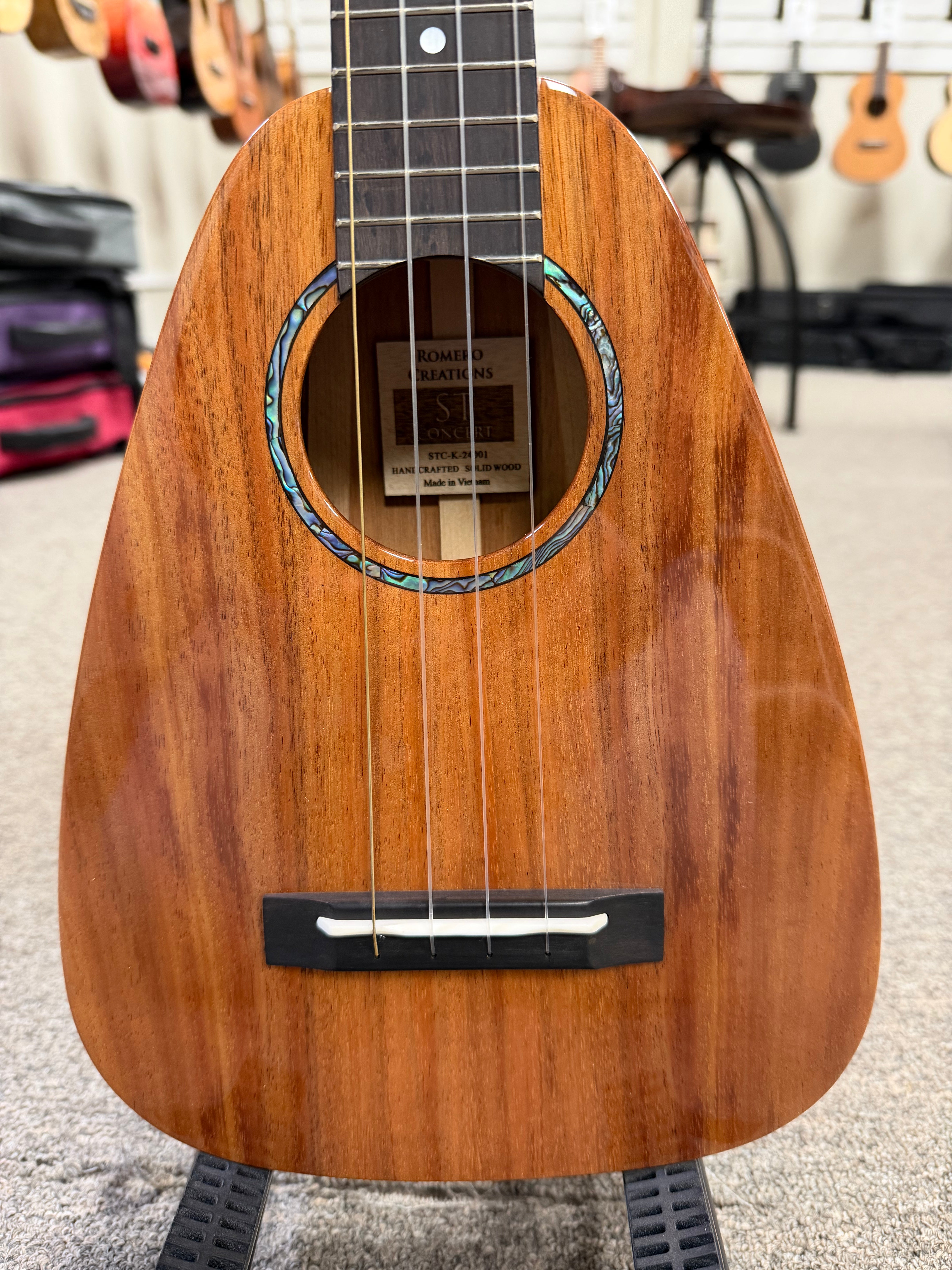 Romero Creations Solid Koa STC Ukulele w/Case - Soprano, Concert
