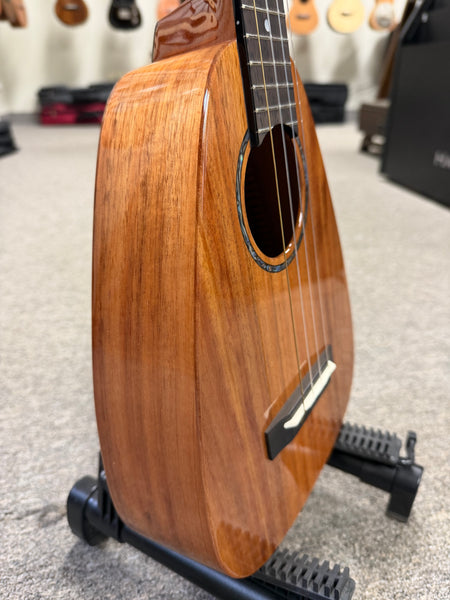 Romero Creations Solid Koa STC Ukulele w/Case - Soprano, Concert, Tenor - RC-STC-K