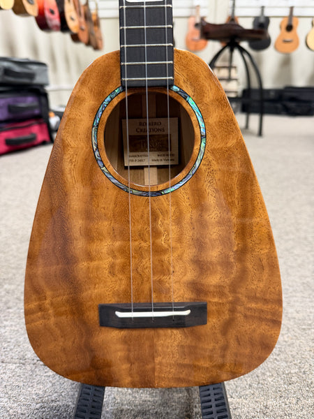 Romero Creations TT3 'Ekolu 3 String Solid Phoenix Tiny Tenor Ukulele w/Case