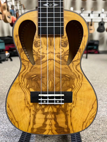 AMAHI C-10 African Burl Concert Ukulele w/Case