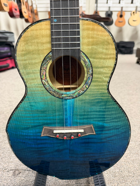 Flight A10FM Solid Flamed Maple Faded Blue 10th Anniversary Tenor Ukulele w/Case