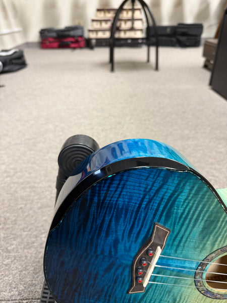 Flight A10FM Solid Flamed Maple Faded Blue 10th Anniversary Tenor Ukulele w/Case