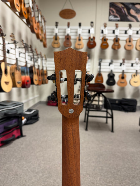 KALA KA-CT-SMH-BG Solid Mahogany Baritone Ukulele w/Case - Contour Series