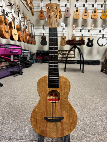 Rebel Creme Brulee Solid Mango Concert Ukulele w/Case - Pre Loved