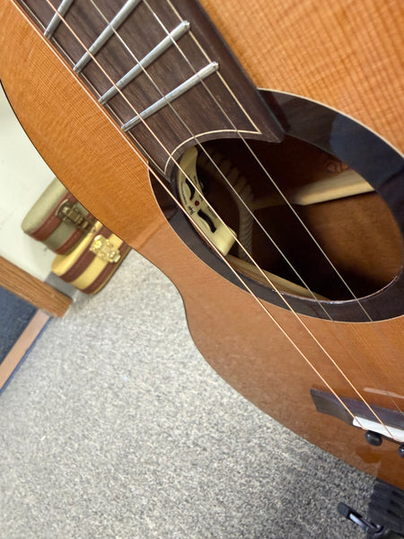 Flight Lily Solid Cedar/Mango Steel String Electric Baritone Ukulele w/Case