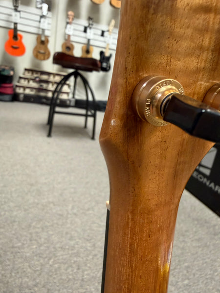 Rebel Creme Brulee Solid Mango Concert Ukulele w/Case - Pre Loved