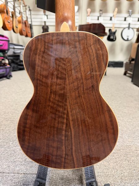 KALA KA-WCW-WAL-T Solid Walnut Tenor Ukulele w/Case - West Coast Woods