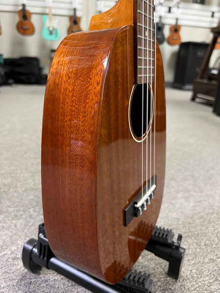 OHANA PKT-25G Solid Mahogany Pineapple Tenor Ukulele