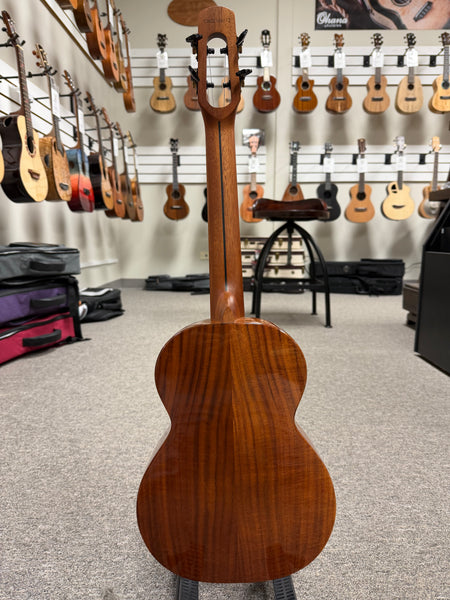 Flight Mustang Solid Acacia Tenor Electric Ukulele w/Case - Royal Series