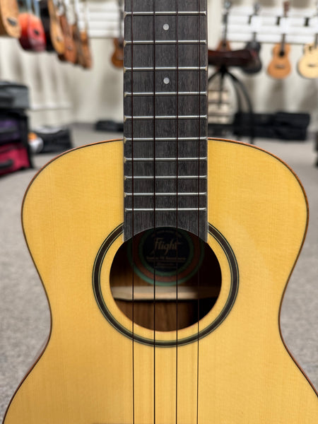 Flight Sophia TE Soundwave Electric Tenor Ukulele w/Case - Solid Spruce/Walnut
