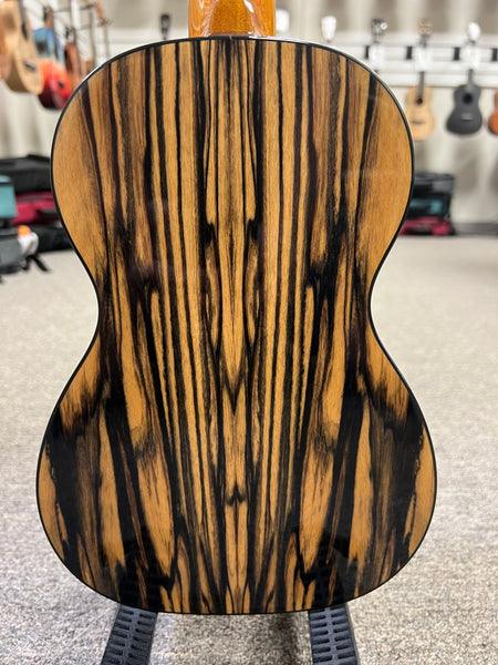 OHANA CK-150BWE Black/White Ebony Concert Ukulele