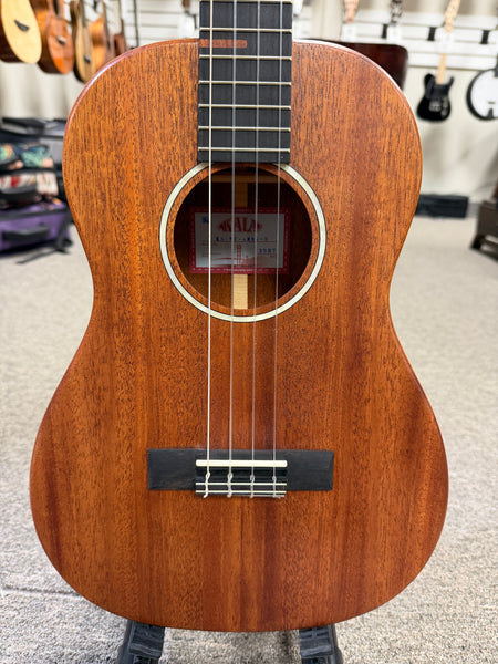 KALA KA-WF-AMHG-B Solid Mahogany Baritone Ukulele w/Case - Waterfall Series