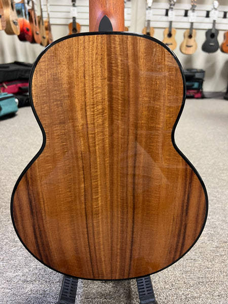 Flight GUT-850 Guitarlele w/Case - Solid Spruce/Acacia Guitalele