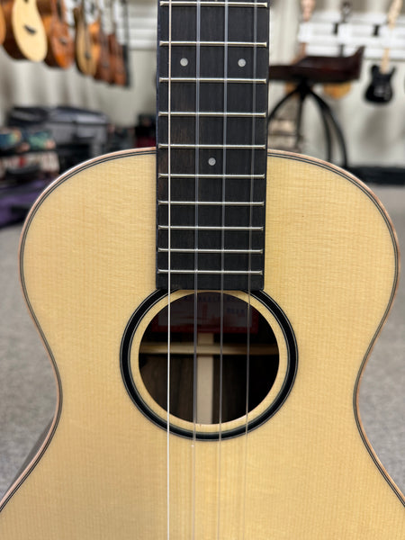 KALA KA-ASZCT-ST Solid Spruce/Ziricote Tenor XL Ukulele - Super Tenor