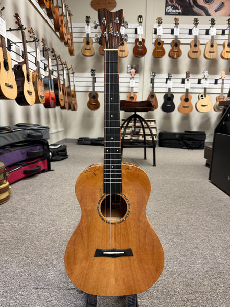 Makaio MSMB-10 Spalted Mango String Baritone Ukulele w/Case