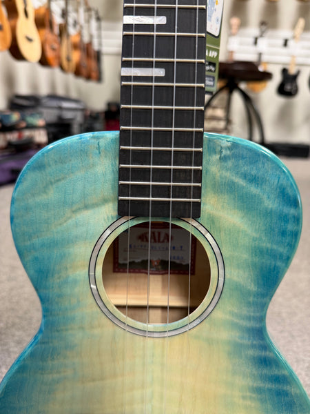 KALA KA-WF-BLU-AFM-T Solid Blue Flame Maple Tenor Ukulele w/Case - Waterfall Series