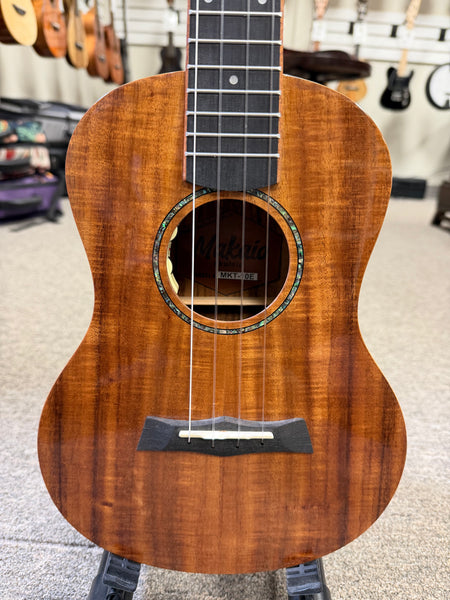 Makaio MKT-10E  Koa Tenor Electric Ukulele w/Case