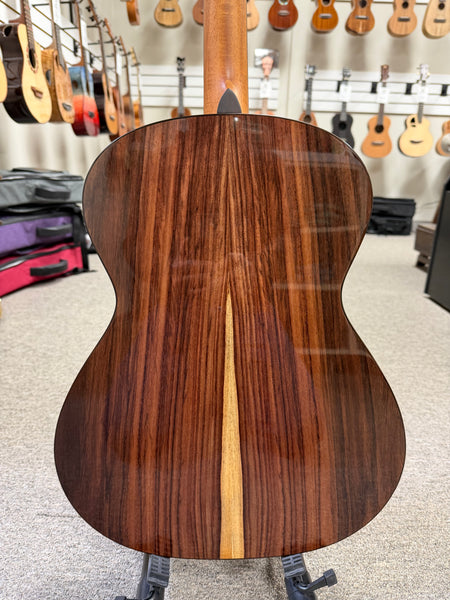 Pono BN4-4 Solid Cedar/Rosewood Large Body Baritone Nui Ukulele w/Case