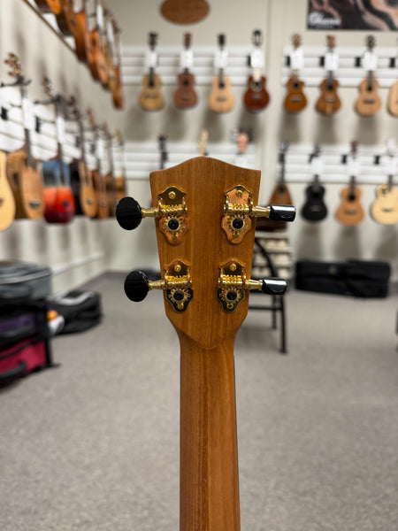 Pono TE-MDR Mango Deluxe Red Tenor Electric Solid Body Ukulele w/Case