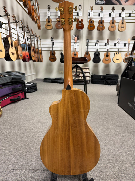 PONO ULA-O Solid Acacia Nylon String Baritone Ukulele w/Case - Cutaway/Side Sound Port