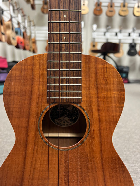 Collings UT1K Solid Hawaiian Koa Tenor Ukulele w/Case - Pre-Loved