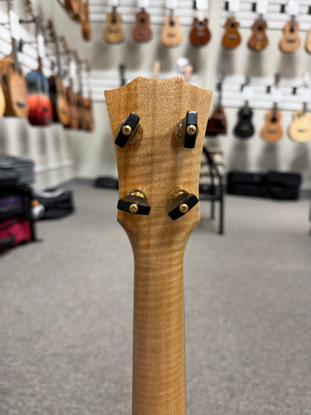 Rebel Creme Brulee Solid Mango Soprano Ukulele w/Case - B Stock