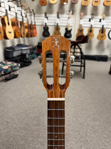 aNueNue AKK2 Solid Koa Concert Ukulele w/Case - Pre Loved