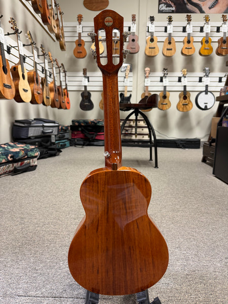 aNueNue AKK2 Solid Koa Concert Ukulele w/Case - Pre Loved