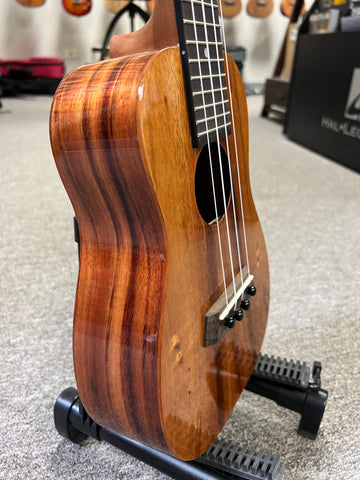 Kanile'a KO-1-C Oha Koa Concert Ukulele w/Case