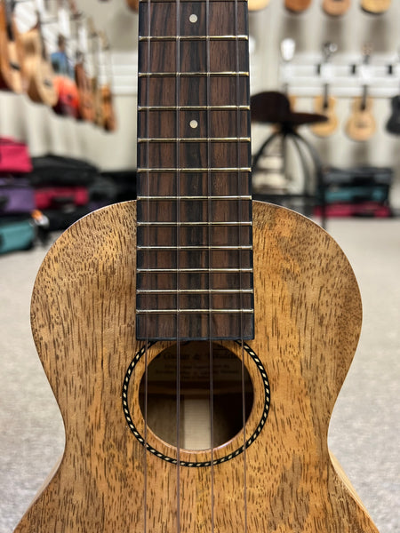 Pono MGS Solid Mango Soprano Ukulele