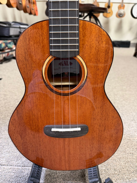 KALA KA-CT-SMH-TG Solid Mahogany Tenor Ukulele W/Case - Contour Series