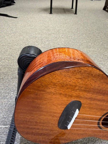 KALA KA-CT-SMH-TG Solid Mahogany Tenor Ukulele W/Case - Contour Series