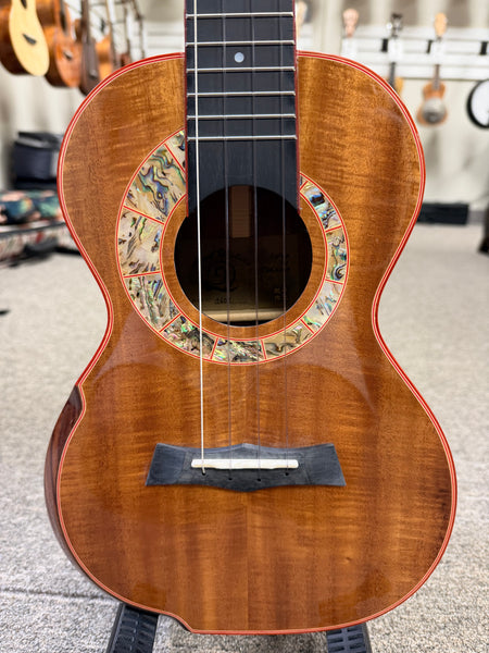 SNAIL S60T Solid Acacia Tenor Ukulele w/Case #3 - Comfort Armrest