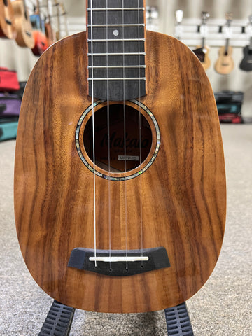 Makaio MKTP-10 Koa Pineapple Concert Long Neck Ukulele w/Case