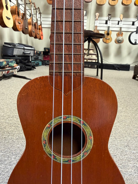 Vintage 1930's Regal Mahogany Concert Ukulele - Pre-Loved