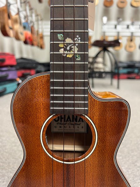 Ohana CK-35CGE-CL Cynthia Lin Solid Mahogany Electric Concert Ukulele w/Case