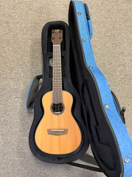 Oli X1-CMH-S Solid Mahogany Concert Ukulele w/Case