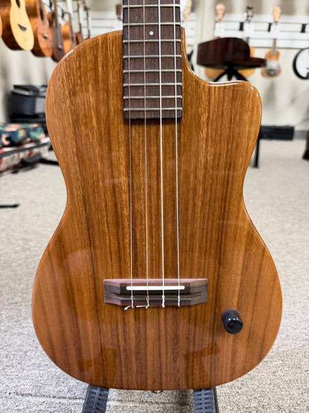 Pono TE-D Solid Acacia Deluxe Electric Tenor Solid Body Ukulele w/Case - Pre Loved