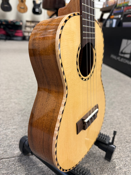 Millar SP-260W Solid Spruce/Solid Acacia Tenor Ukulele