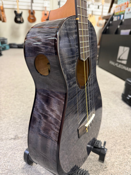 Oli L2-BMG-BK Solid Mango Baritone Ukulele w/Case - Black